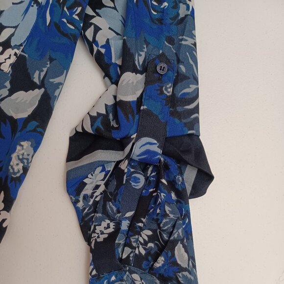 Women's Calvin Klein Blue Hawaiian Button Up Shirt with No Care Tag and No Size - Picture 6 of 12